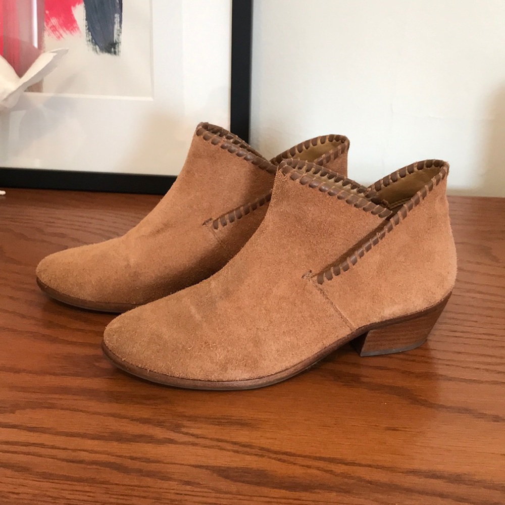 Jack Rogers Sadie suede booties in Oak